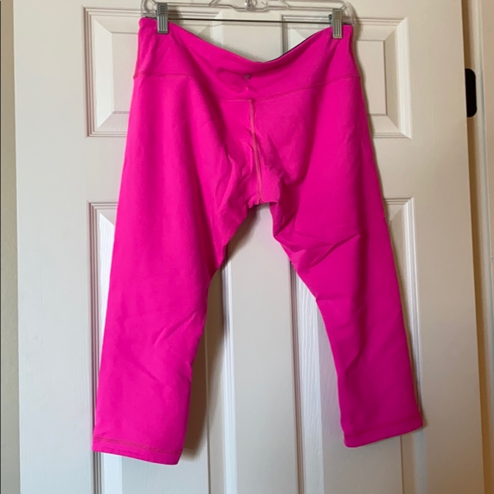 Lululemon reversible pink/black wunderunders